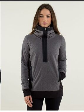 LULULEMON Women's Grey Quarter Zip Fleece Sweater